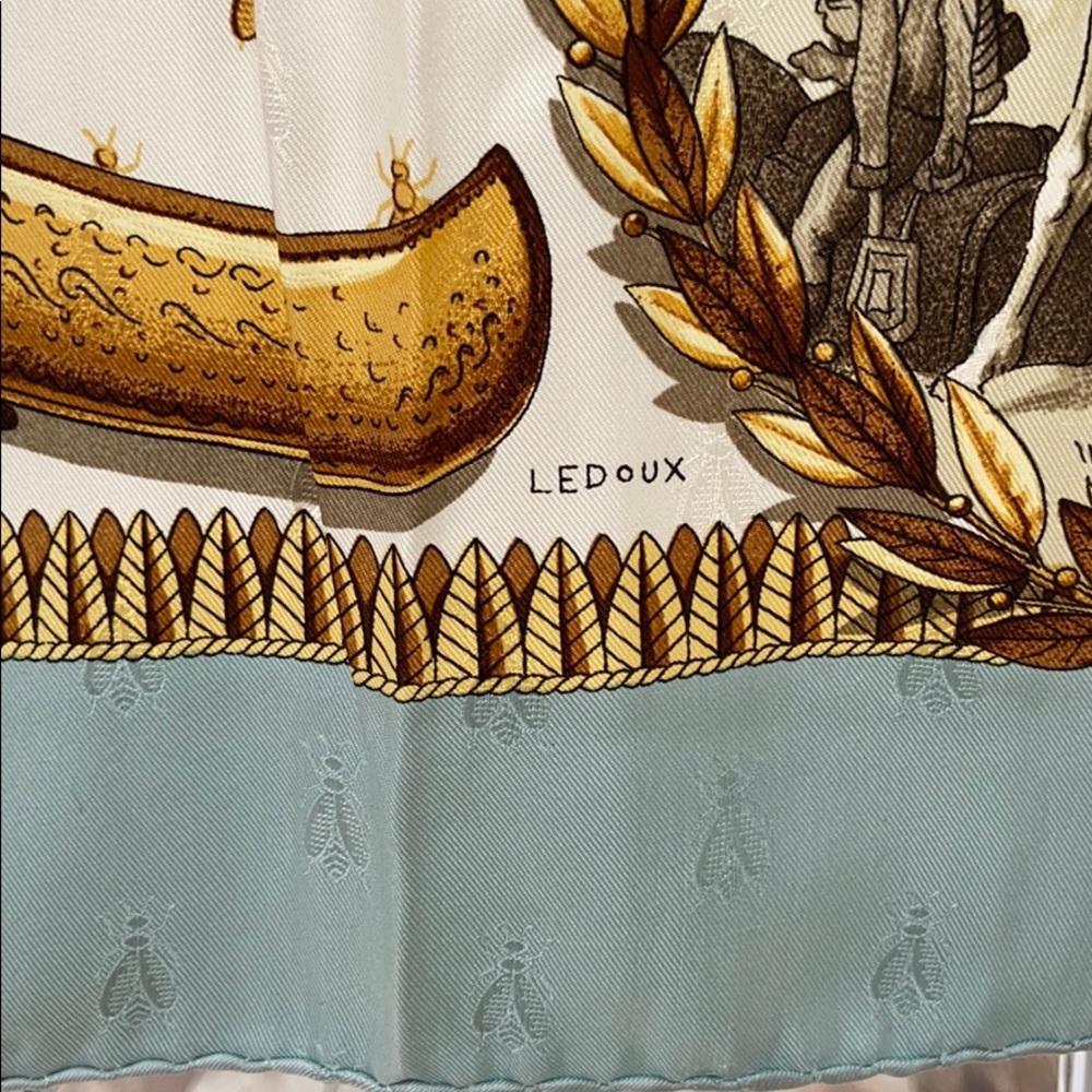 🎉2xHP🎉Hermès Paris Napoleon Scarf - Picture 3 of 15